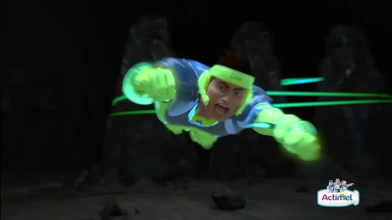 actimel-darkness stills